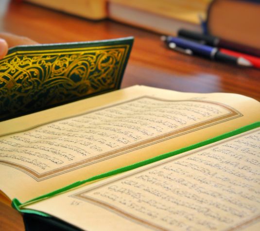 الترجمة الدينية